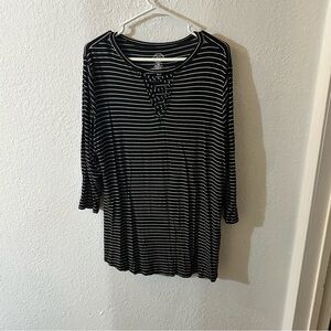 Maurice’s Tunic with Stripes